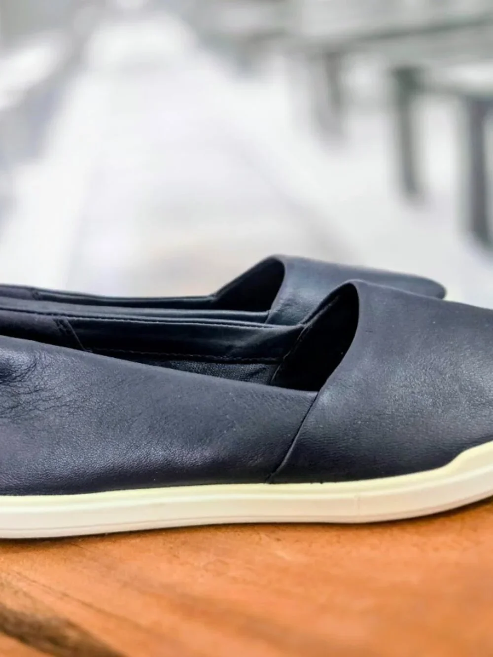 NEW ECCO Simpil Navy Blue Leather Slip-On Sneaker Loafers Sz 39 US 8-8.5